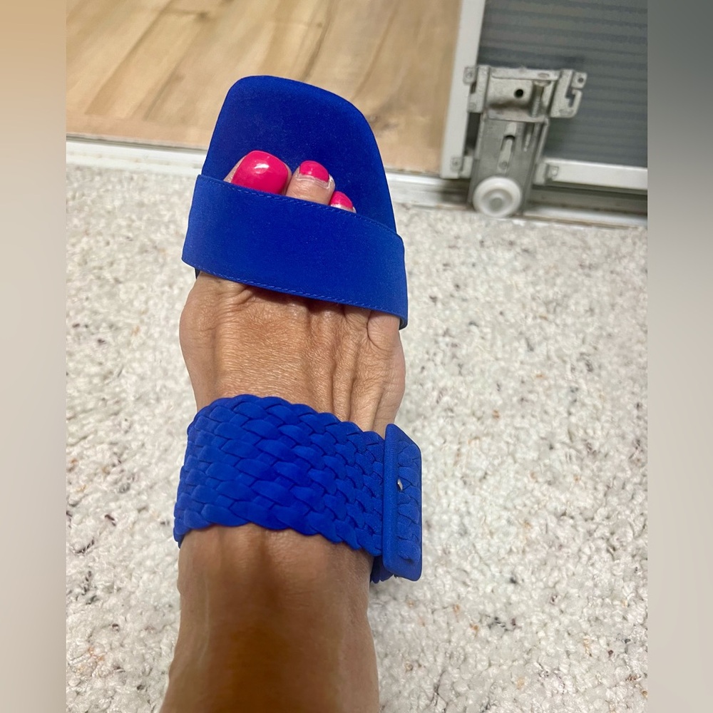 Amelia Grace bright blue fabric platform